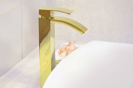 GRIFO DE LAVABO NEIRA ALTO S-1020HG DORADO