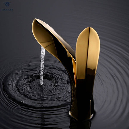 GRIFO DE LAVABO NEILA DE PIE BAJO S-1073G DORADO