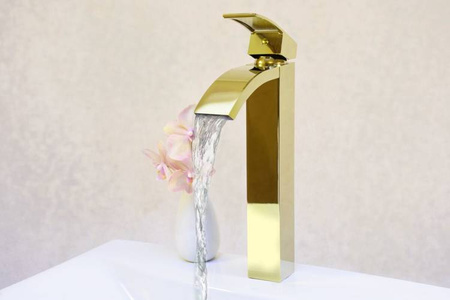 GRIFO DE LAVABO NEIRA ALTO S-1020HG DORADO